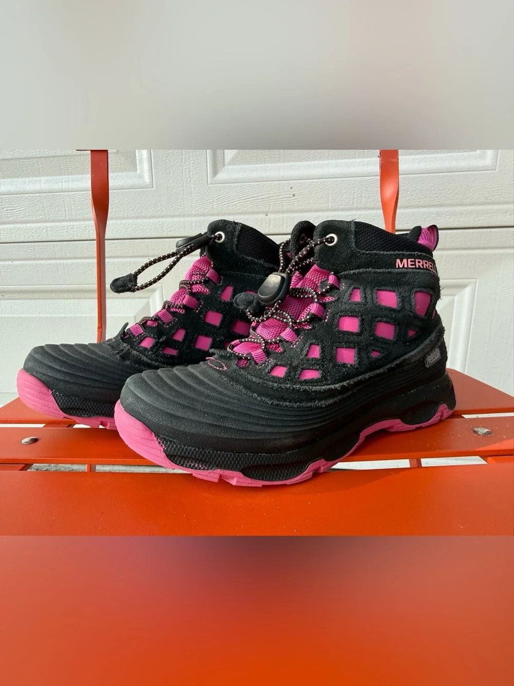 Merrell Thermo Shiver 2.0 Waterproof Hiking Boots Size: 2.5